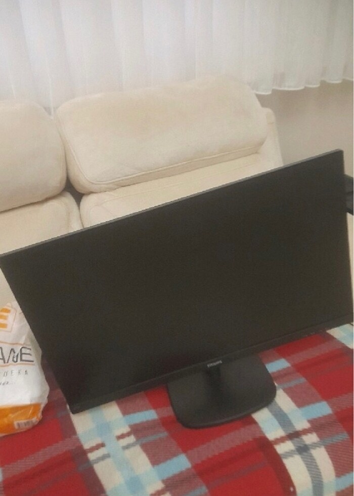 Philips 27 İnc monitor Monitor Standiyla verirlir - Görsel 2