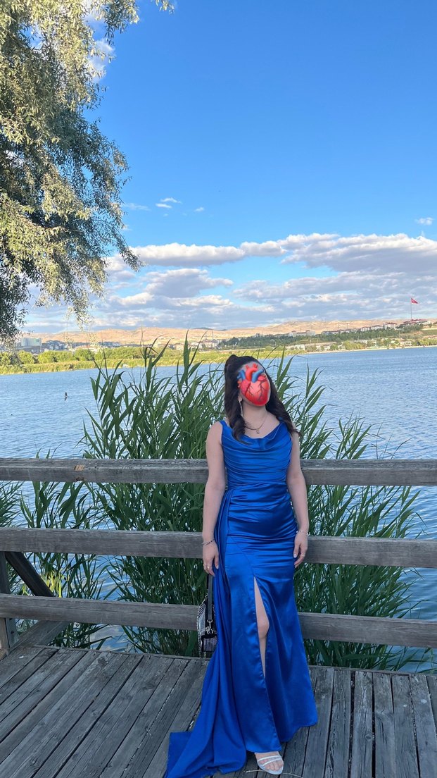 Parlak Mavi Drapeli Uzun Abiye Elbise - Görsel 2