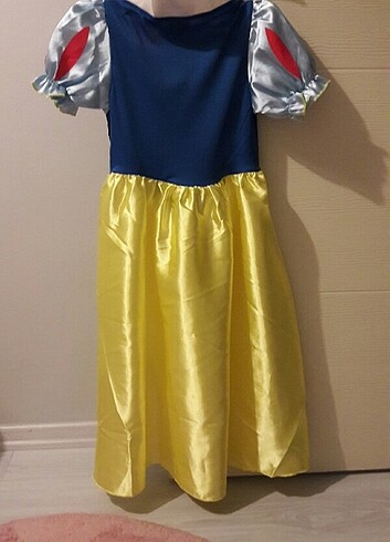 Walt Disney World Pamuk prenses kostumü