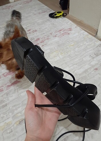 40 Beden siyah Renk Bağcıklı sandalet