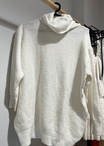 Beyaz Boğazlı Örgü Kadın Kazak - Görsel 2