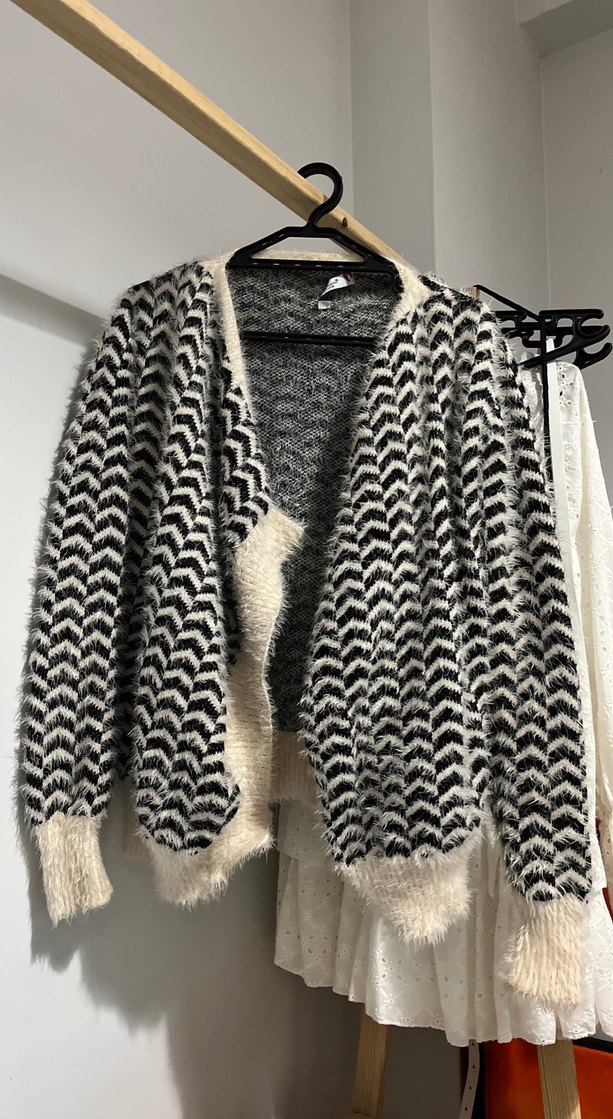 Bohem Tarz Gri Zebra Desenli Örgü Kadın Hırka - Görsel 2