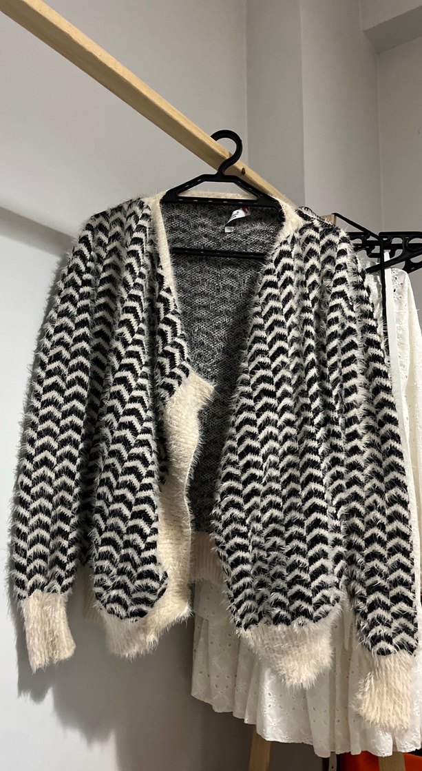 Bohem Tarz Gri Zebra Desenli Örgü Kadın Hırka - Görsel 3