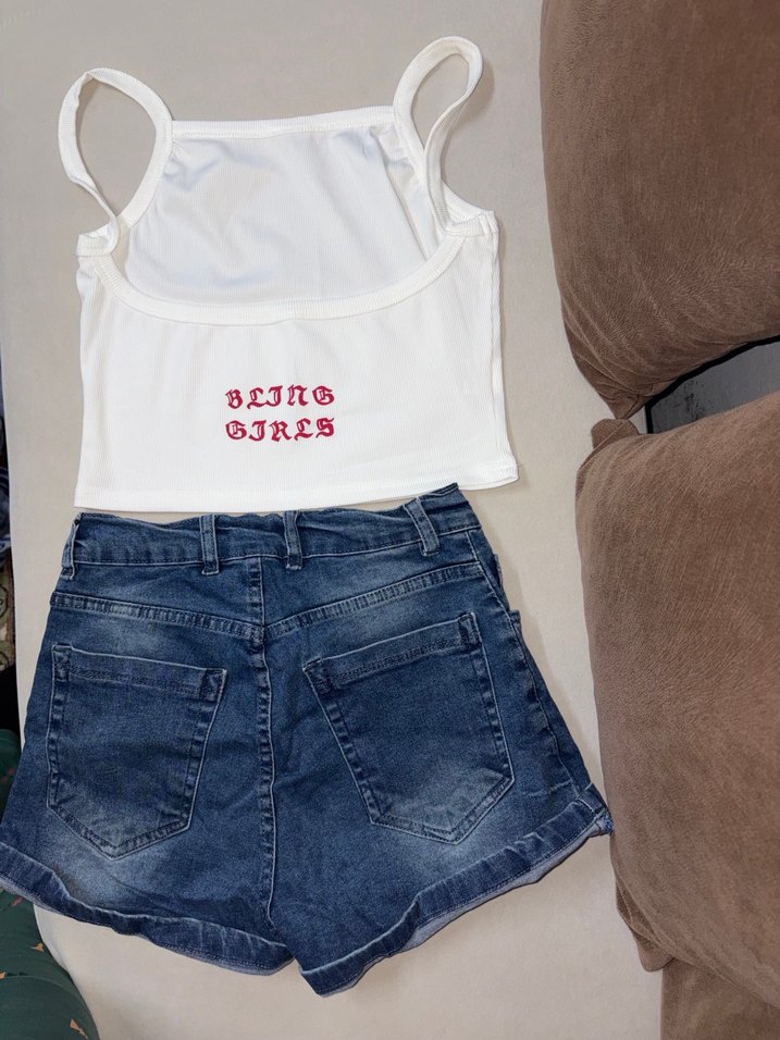 Kadın Beyaz Baskılı Mini Denim Şort - Görsel 4