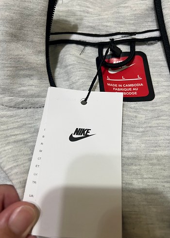 l Beden gri Renk 2025 Nike tech fleece