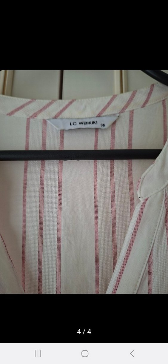 Lcw V Yaka Düğmeli Pamuklu Kadın Gömlek - Görsel 4