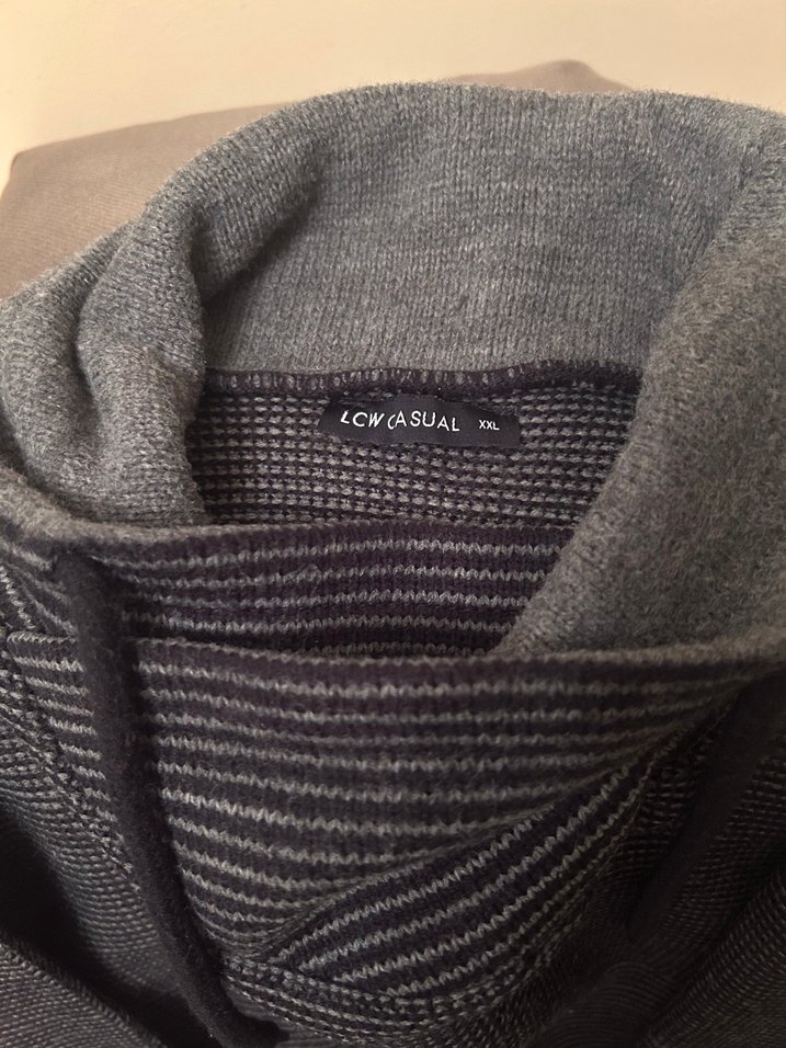 Gri Çizgili Erkek Yüksek Yaka Kazak - Görsel 2