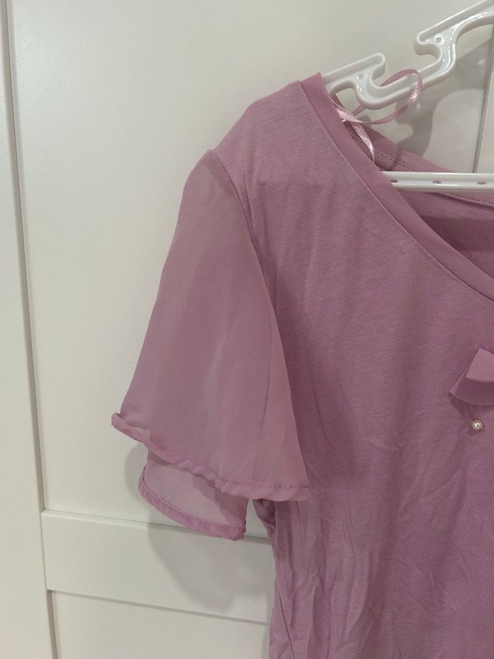 Lila renk inci ve tül detaylı bluz - Görsel 3