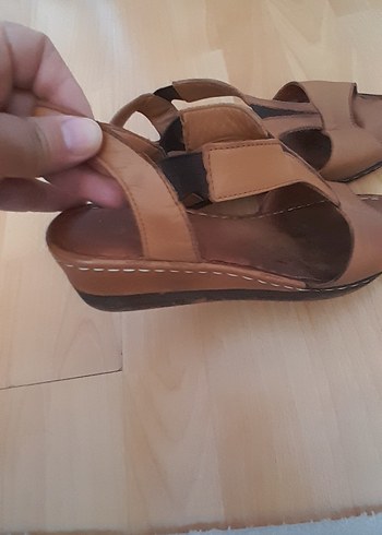 Bej Deri Kadın Dolgu Topuklu Sandalet - Görsel 5