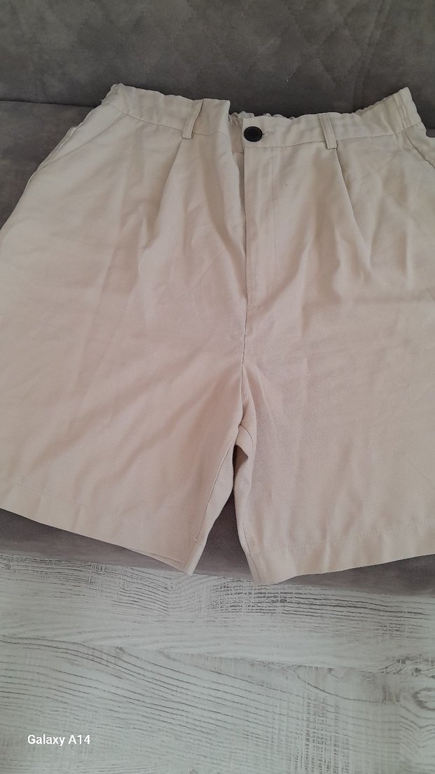 Bej Keten Yüksek Bel Rahat Kesim Şort - Görsel 3