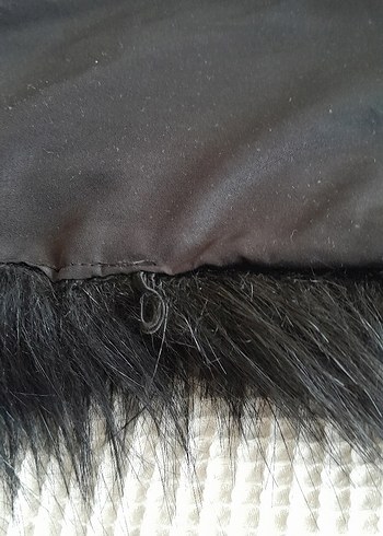 Kadın Siyah Uzun Kürk Detaylı Şal - Görsel 8