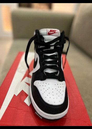 Nike Nike Beyaz-Siyah Basketbol Ayakkabısı