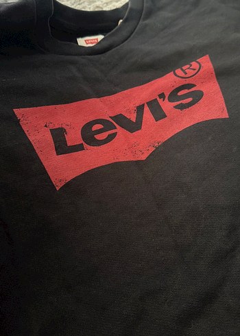 Levis Sweat