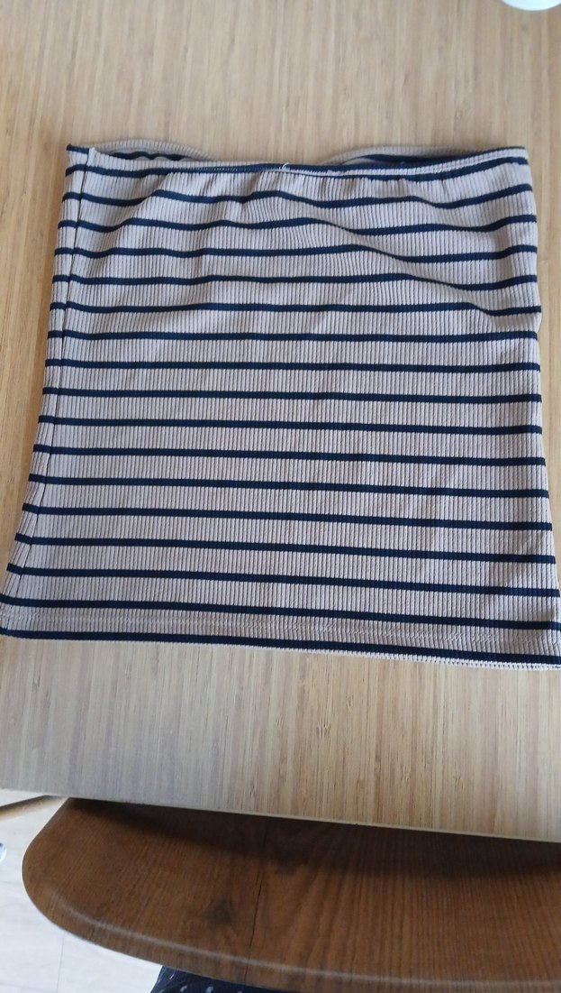 Bej Çizgili Kadın Triko - Görsel 3