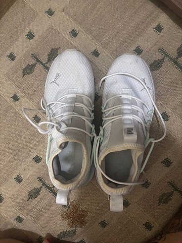 38 Beden beyaz Renk Puma spor koşu ayakkabı