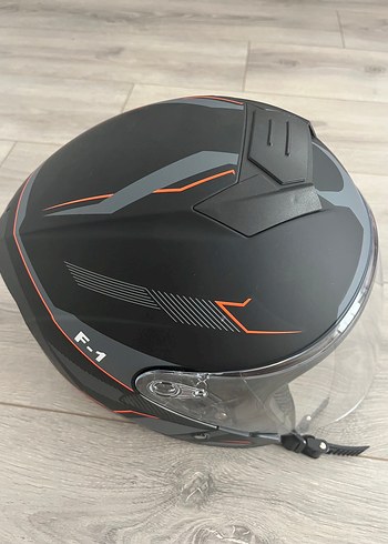 Kilitli Siyah Motosiklet Kaskı - Görsel 4