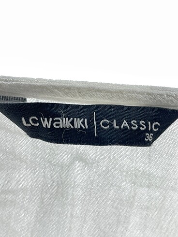 36 Beden beyaz Renk LC Waikiki Bluz %70 İndirimli.
