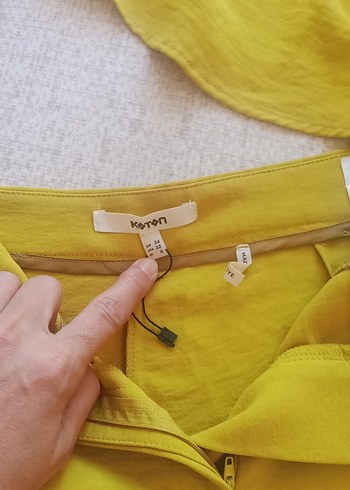 Koton hardal rengi şortlu mini arkası açık hiç giyilmedi keten kumaş