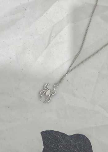 Diğer Mor Taşlı Zincir Detaylı Goth Akrep Kolye