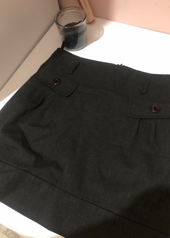 Düğmeli Koyu Gri Mini Etek - Görsel 2