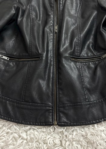 Siyah Fermuarlı Kadın Deri Biker Ceket - Görsel 6