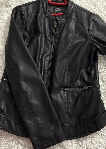 Siyah Fermuarlı Kadın Deri Biker Ceket - Görsel 3