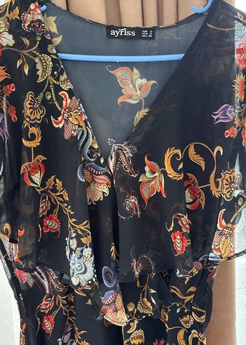 Bohem Tarzı Uzun Desenli V Yakalı Elbise - Görsel 5