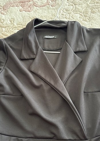 Siyah klasik diz boy elbise - Görsel 3