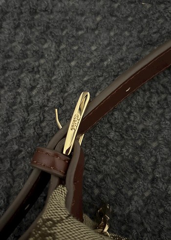 Kahverengi Deri Tokalı Kadın Omuz Çantası - Görsel 5