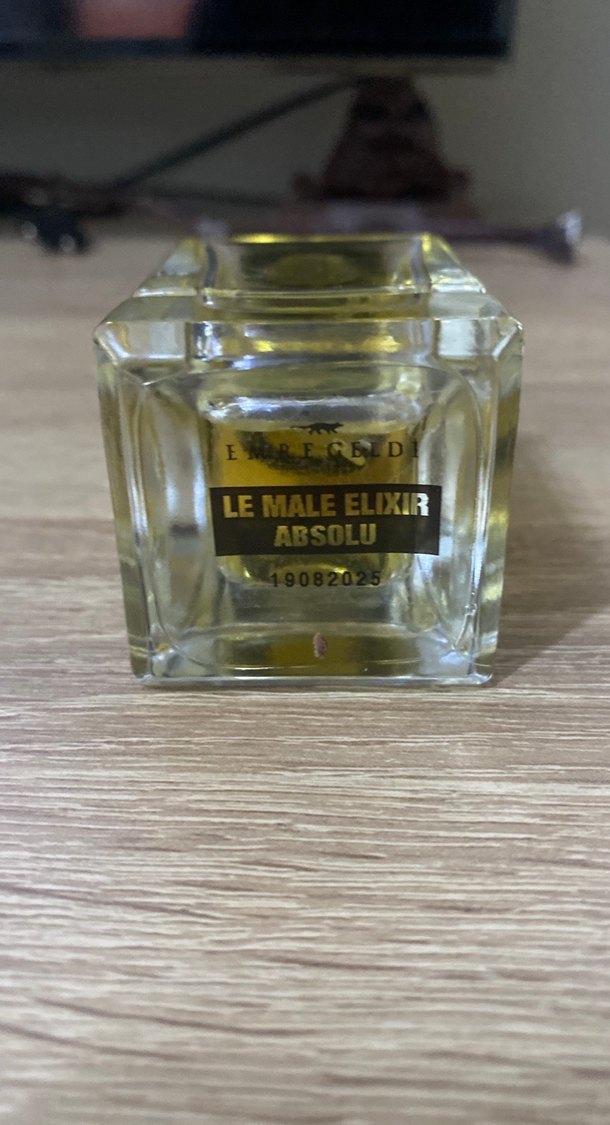 Emre geldi Le male elixir absolu - Görsel 3