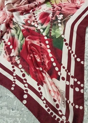 Renkli desenli  ipek Kadın Eşarp - Görsel 2