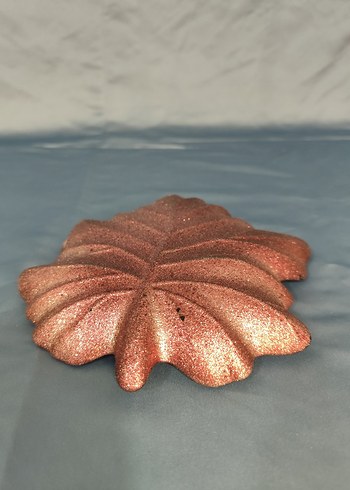 Bordo Yaprak Şeklinde Dekoratif Tabak - Görsel 3