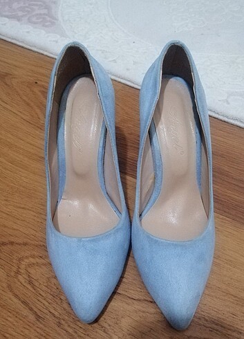 Süet stiletto