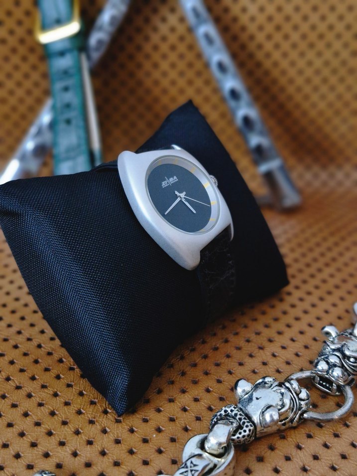 aykırı kasa Siyah Erkek Kol Saati - Görsel 3