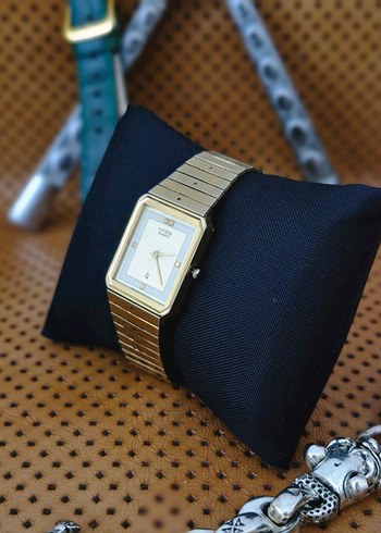 Citizen Altın Renk Kol Saati - Görsel 2