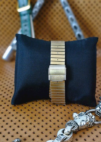 Citizen Altın Renk Kol Saati - Görsel 4