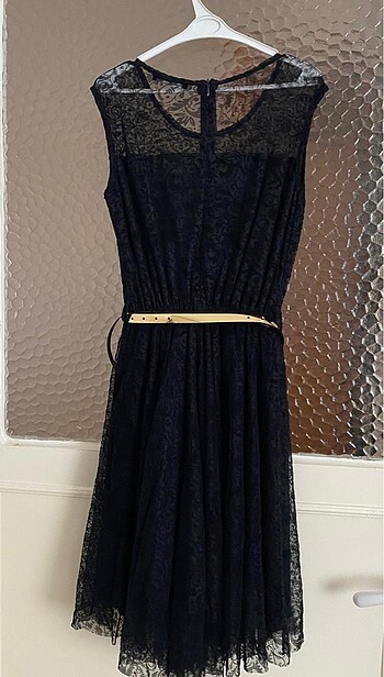 Siyah Elbise - Görsel 3