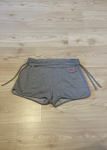 Adidas ürünü