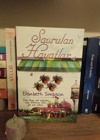 Savrulan Hayatlar - Elisabeth Simpson