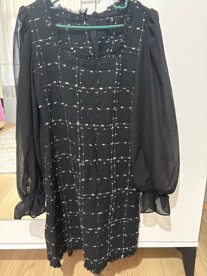 Uzun Kollu Siyah Kareli Midi Elbise - Görsel 2