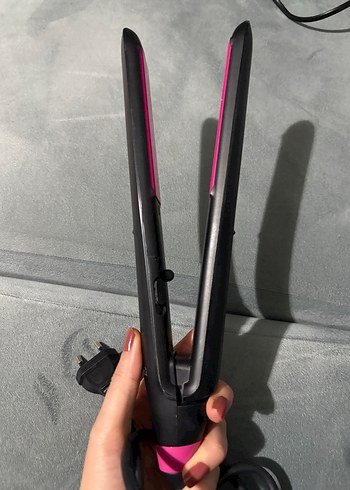 PHILIPS Keratin Seramik Plakalı Saç Düzleştirici - Görsel 4