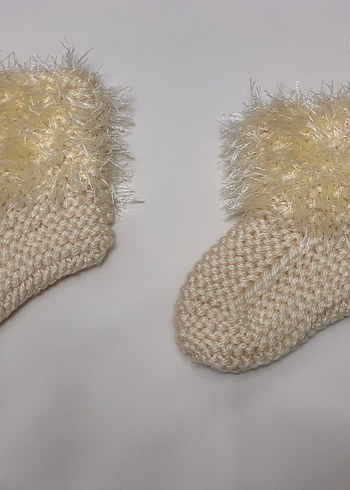 Beyaz Kürklü Kız Çocuk Triko Bot - Görsel 2