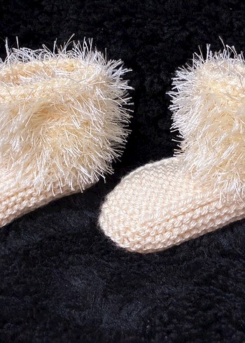 Beyaz Kürklü Kız Çocuk Triko Bot - Görsel 4