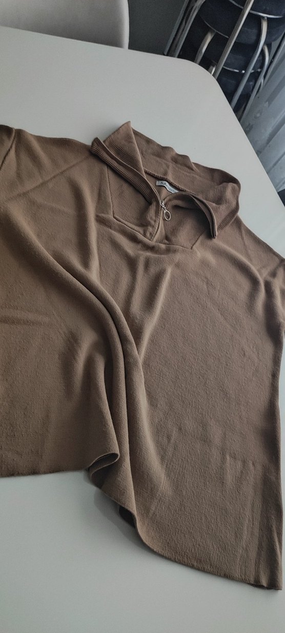 Bej Kadın Yumuşak Kumaşlı Yakalı Triko - Görsel 2