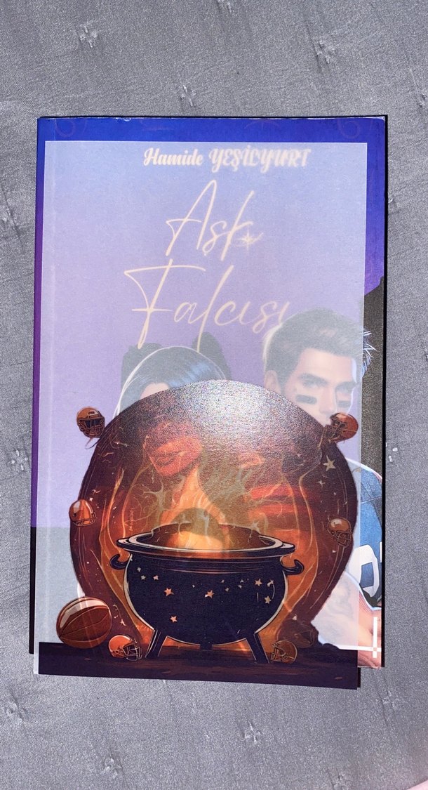Hamide Yeşilyurt - Aşk Falcısı Kitabı - Görsel 2