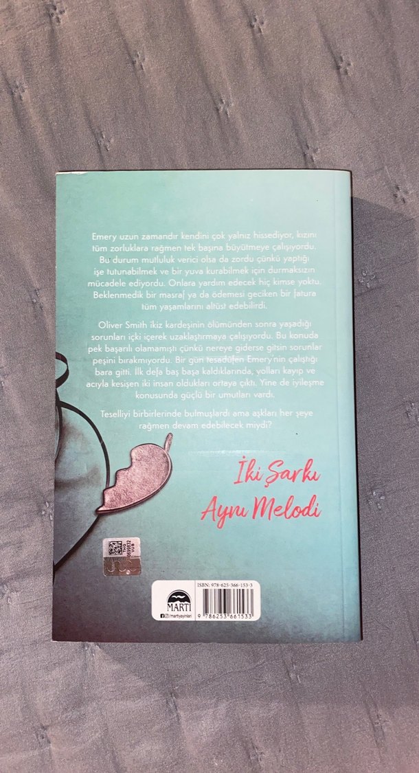 Karışık Kaset - Brittainy Cherry - Görsel 2