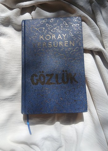 Koray Ersüren Gözlük Wattpad Genç Kurgu Yaldızlı Kalın Kapaklı
