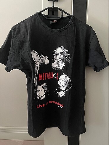 Metallica 2008 Türkiye konseri hatıra tişörtü