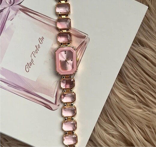 Swarovski model saat