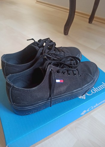 Siyah Kadın Spor Ayakkabı Velcro Detaylı